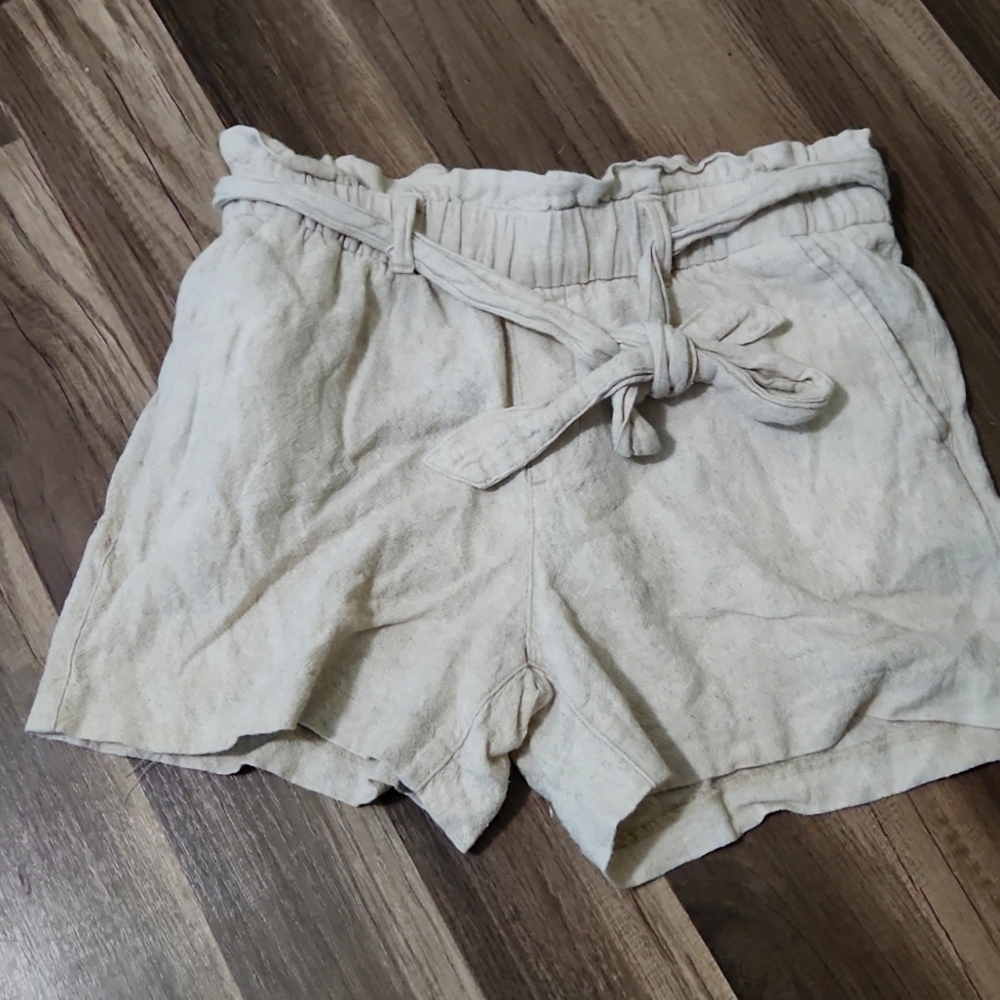 Old Navy High-Waisted Tie-Belt Linen-Blend Shorts Size 0 Khaki/ Tan Color